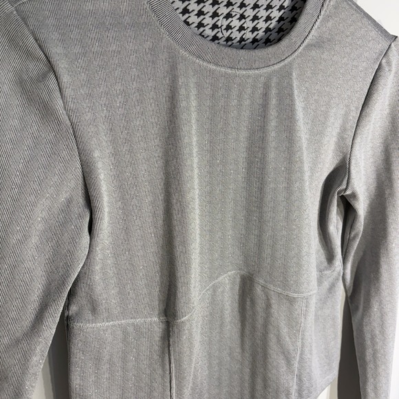 VUORI Women's Ribbed Crop Top Gray Small - Picture 2 of 6